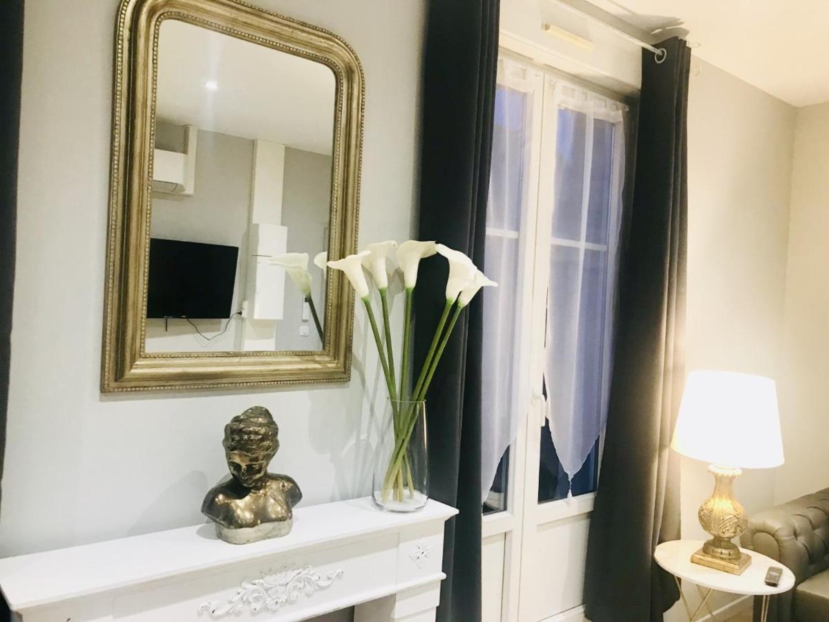 Le Secret De Louise Apartment Epernay Bagian luar foto